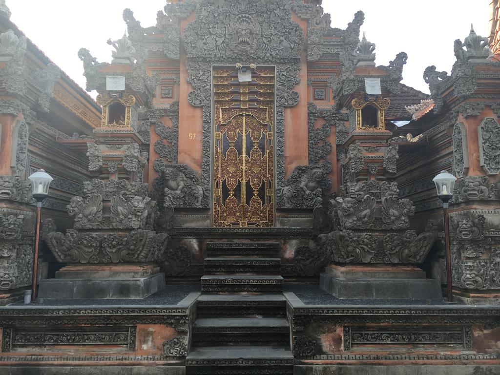 Gedong Bali Family Homestay Ubud  Exterior photo